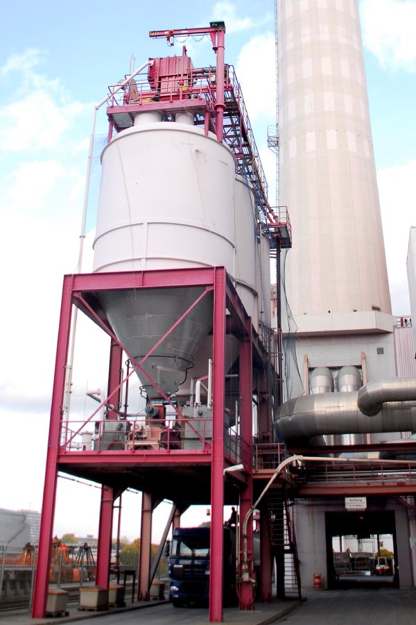 images/bilder-energieteil/12_energieteil.jpg#joomlaImage://local-images/bilder-energieteil/12_energieteil.jpg?width=600&height=900