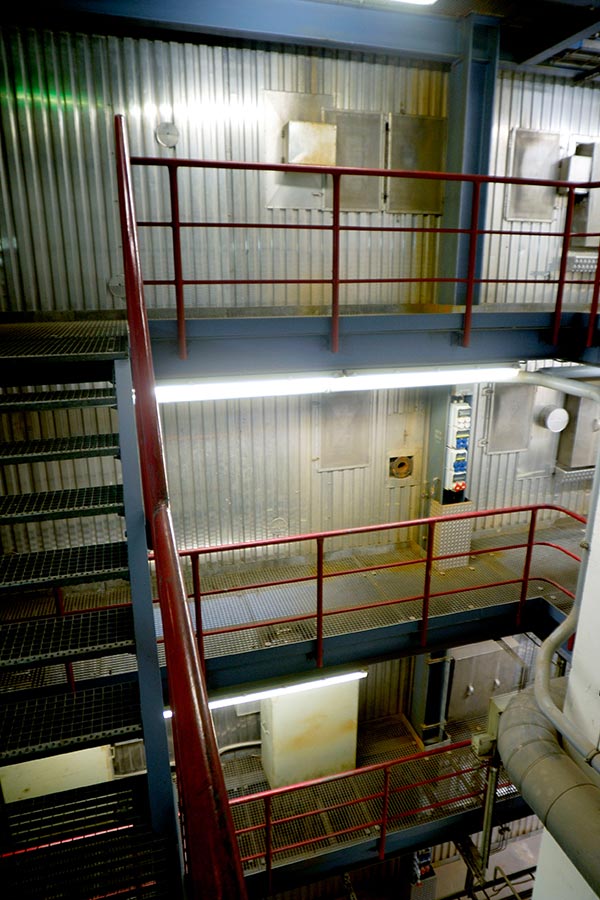 images/bilder-muellteil/05_muellteil.jpg#joomlaImage://local-images/bilder-muellteil/05_muellteil.jpg?width=600&height=900